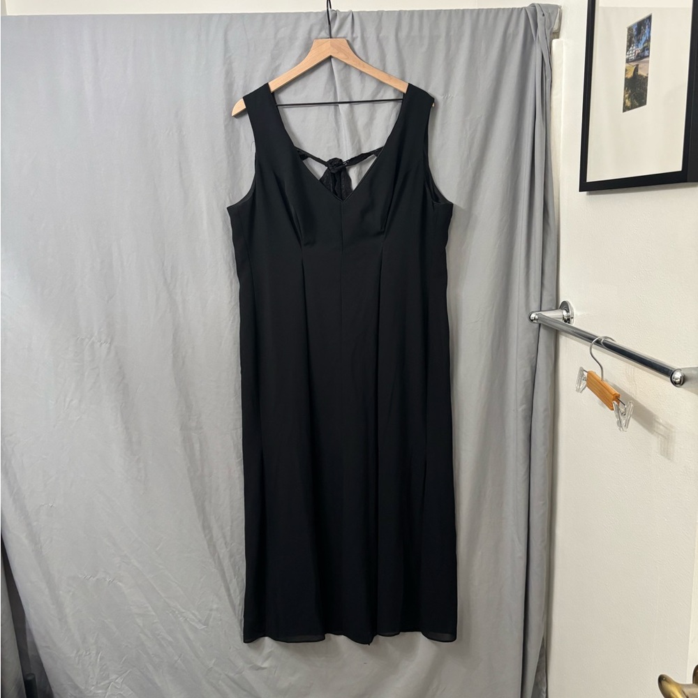 Elegant and Sexy Little Black Dress